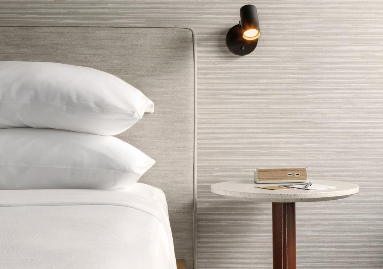 Hotel Tupelo, A Wyndham Hotel Экстерьер фото